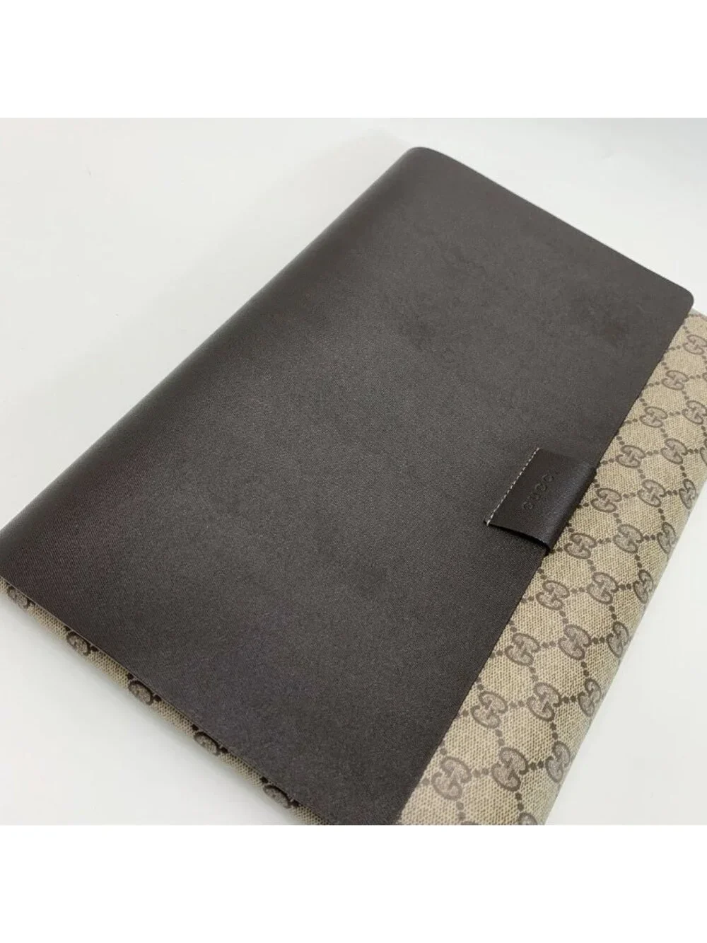 Gucci Clutch GG Supreme Brown